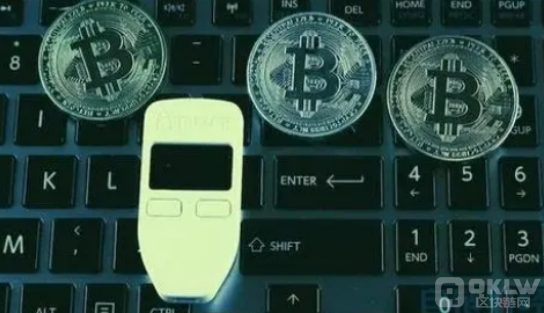 Ledger钱包支持1500多种虚拟货币，包括比特币、以太坊等，安全可靠