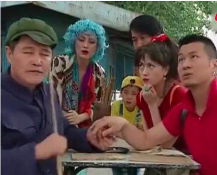 李宇春快乐女声成名曲_李宇春参加的综艺节目快乐女声_李宇春（Li Yuchun） - 在《快乐女声》后也参演了一些电视剧。